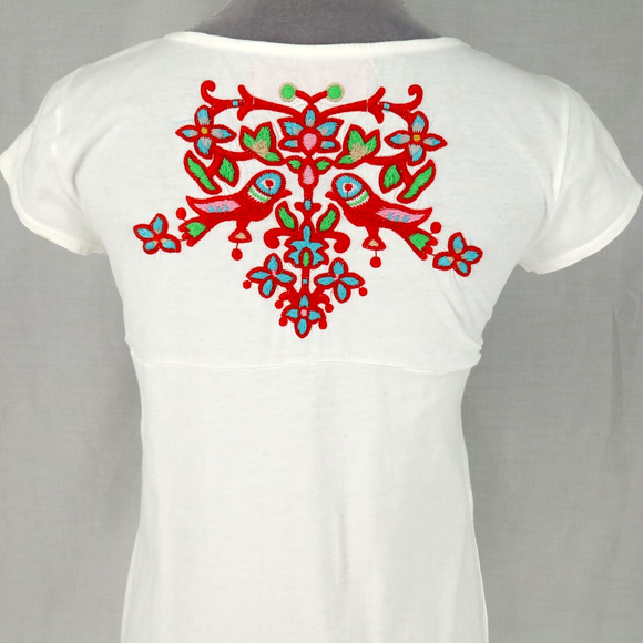 Johnny Was JWLA Top Womens Small White Floral Embroidery T-shirt Pockets Whimsy - Picture 9 of 14